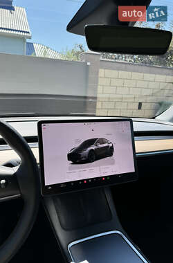 Позашляховик / Кросовер Tesla Model Y 2022 в 