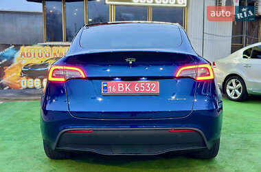 Позашляховик / Кросовер Tesla Model Y 2023 в 