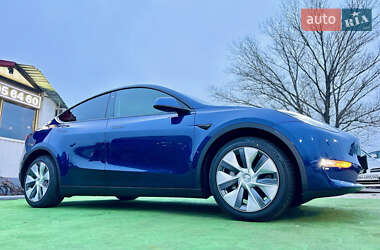 Позашляховик / Кросовер Tesla Model Y 2023 в 