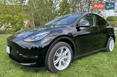 Внедорожник / Кроссовер Tesla Model Y 2023 в 