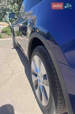 Внедорожник / Кроссовер Tesla Model Y 2024 в 