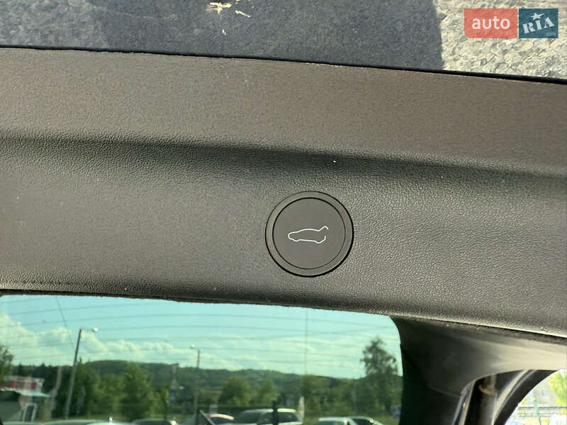 Внедорожник / Кроссовер Tesla Model Y 2022 в Львове фото 13 Внедорожник / Кроссовер Tesla Model Y 2022 в Львове