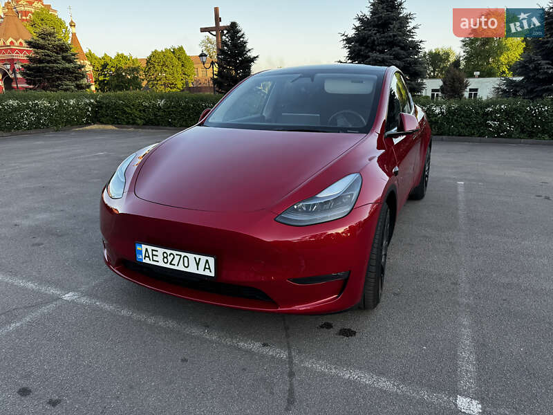 Позашляховик / Кросовер Tesla Model Y 2023 в Дніпрі фото 4 Позашляховик / Кросовер Tesla Model Y 2023 в Дніпрі