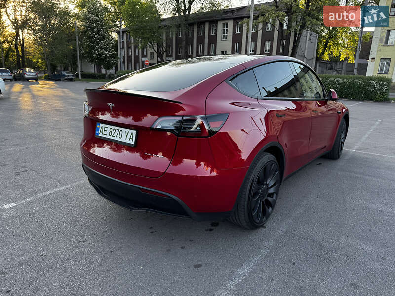 Позашляховик / Кросовер Tesla Model Y 2023 в Дніпрі фото 9 Позашляховик / Кросовер Tesla Model Y 2023 в Дніпрі