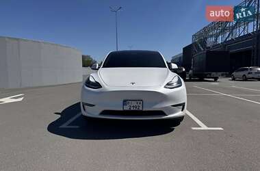 Внедорожник / Кроссовер Tesla Model Y 2021 в 