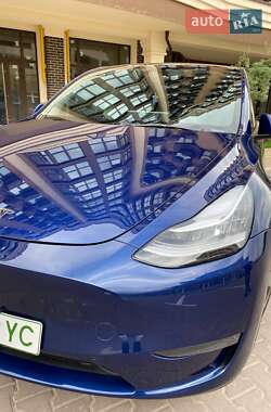 Позашляховик / Кросовер Tesla Model Y 2022 в 