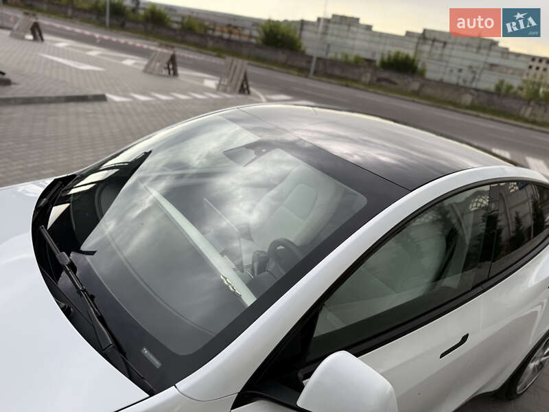 Внедорожник / Кроссовер Tesla Model Y 2023 в Виннице