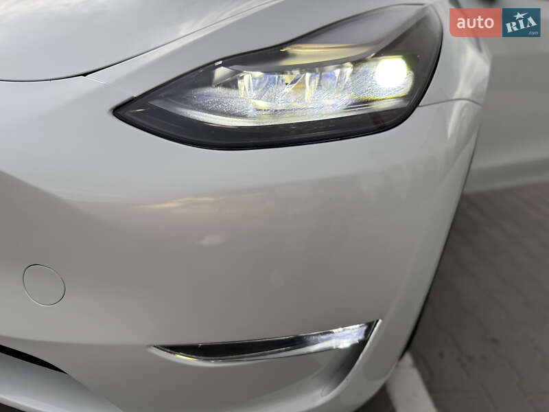 Внедорожник / Кроссовер Tesla Model Y 2023 в Виннице