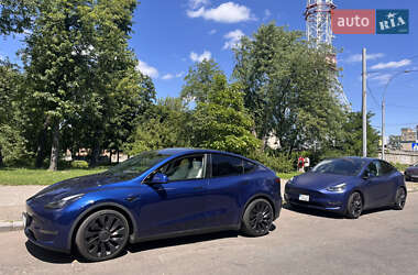 Внедорожник / Кроссовер Tesla Model Y 2022 в 
