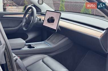 Позашляховик / Кросовер Tesla Model Y 2022 в 