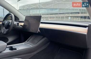 Внедорожник / Кроссовер Tesla Model Y 2023 в 