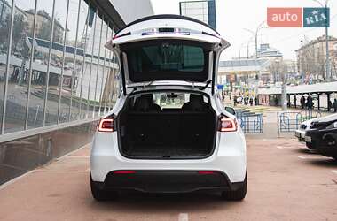 Позашляховик / Кросовер Tesla Model Y 2022 в 