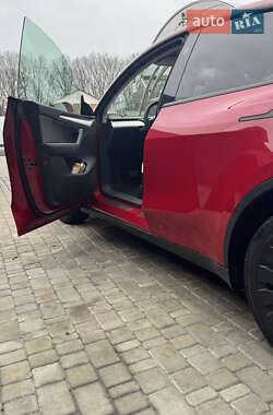 Внедорожник / Кроссовер Tesla Model Y 2023 в 