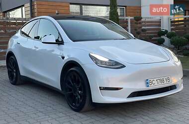 Внедорожник / Кроссовер Tesla Model Y 2021 в 