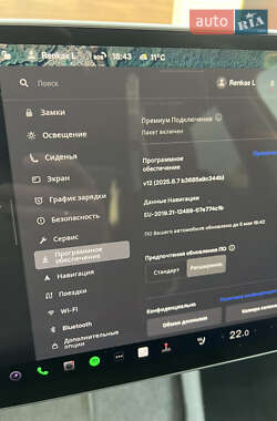 Позашляховик / Кросовер Tesla Model Y 2022 в 