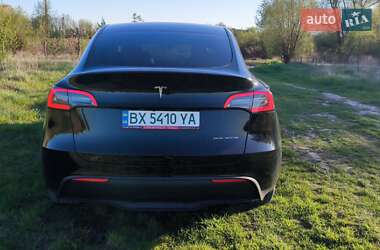 Внедорожник / Кроссовер Tesla Model Y 2023 в 
