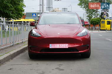 Позашляховик / Кросовер Tesla Model Y 2024 в 