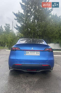 Внедорожник / Кроссовер Tesla Model Y 2021 в 