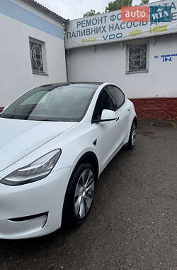 Внедорожник / Кроссовер Tesla Model Y 2022 в 
