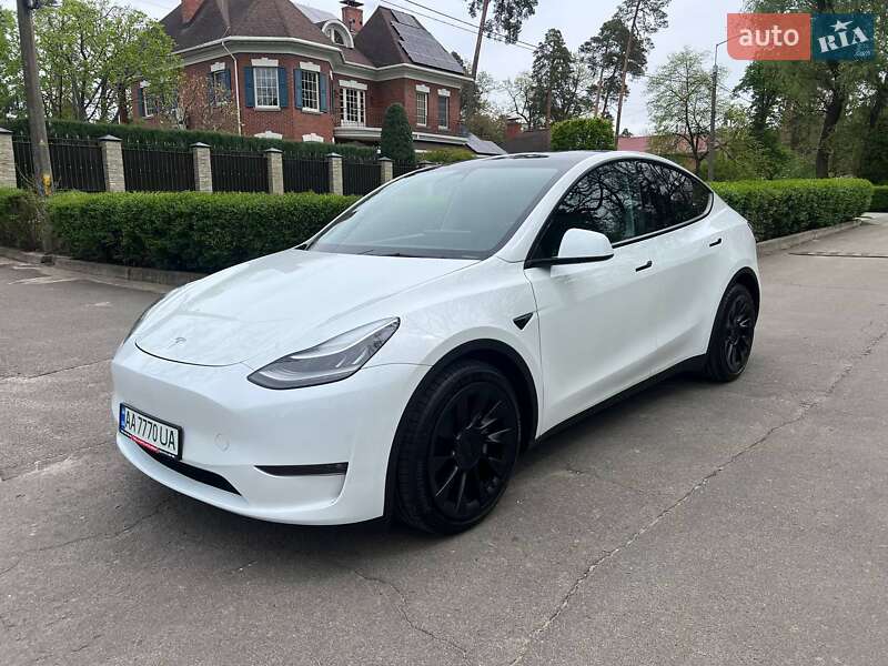 Внедорожник / Кроссовер Tesla Model Y 2022 в 