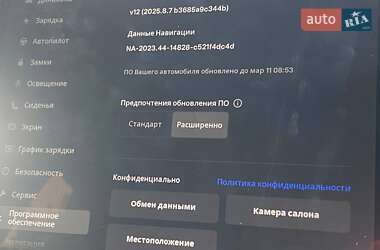 Внедорожник / Кроссовер Tesla Model Y 2023 в 