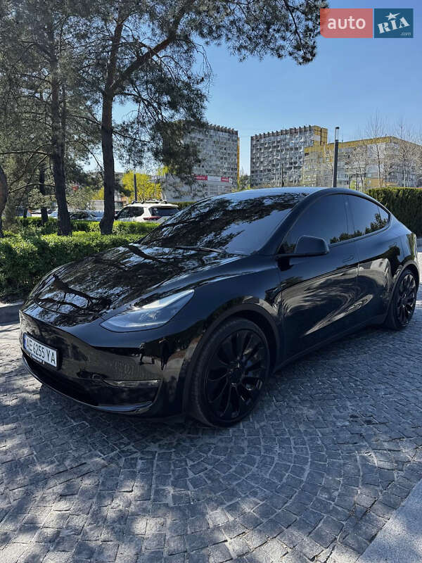 Внедорожник / Кроссовер Tesla Model Y 2021 в Днепре фото 4 Внедорожник / Кроссовер Tesla Model Y 2021 в Днепре