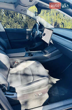 Внедорожник / Кроссовер Tesla Model Y 2021 в Днепре