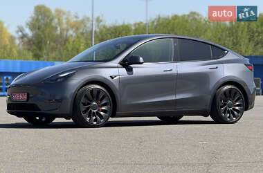 Внедорожник / Кроссовер Tesla Model Y 2023 в Киеве