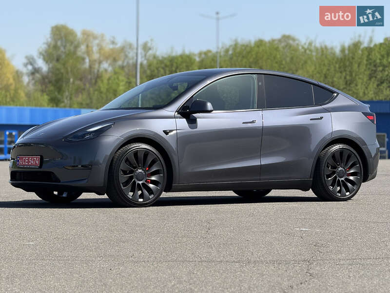 Внедорожник / Кроссовер Tesla Model Y 2023 в 