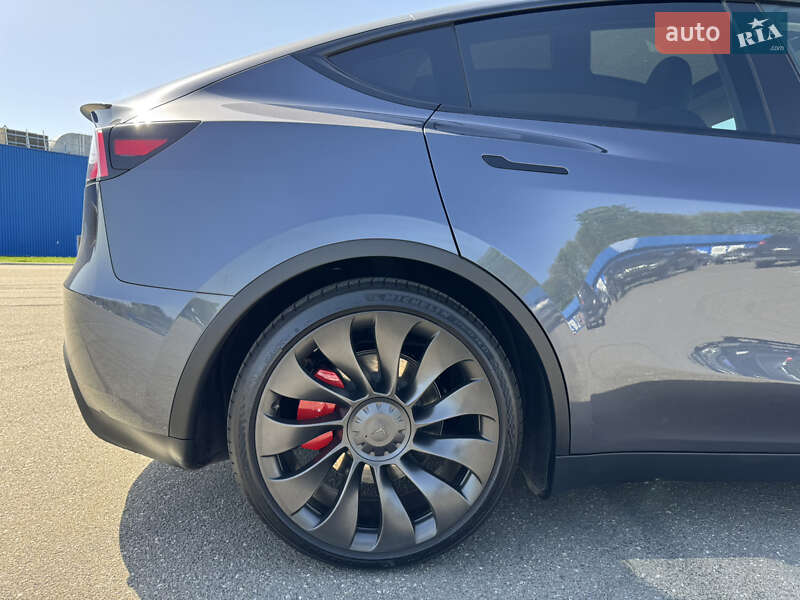 Внедорожник / Кроссовер Tesla Model Y 2023 в Киеве фото 17 Внедорожник / Кроссовер Tesla Model Y 2023 в Киеве