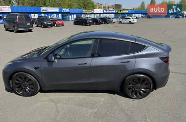 Внедорожник / Кроссовер Tesla Model Y 2023 в 