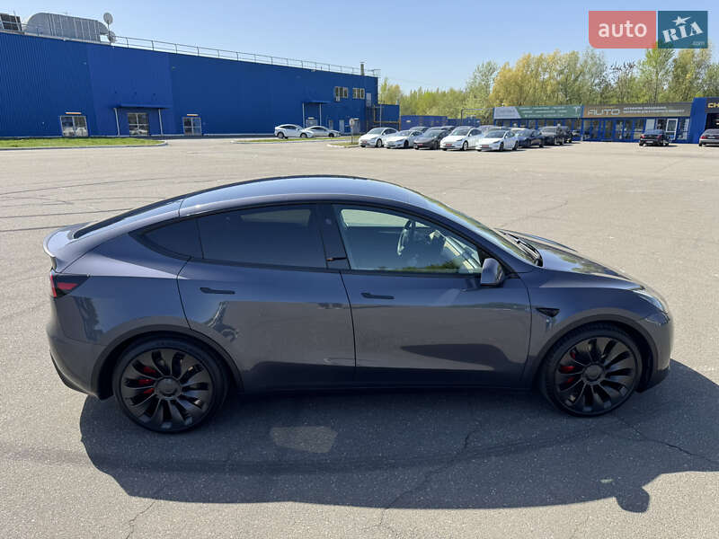 Внедорожник / Кроссовер Tesla Model Y 2023 в Киеве фото 27 Внедорожник / Кроссовер Tesla Model Y 2023 в Киеве