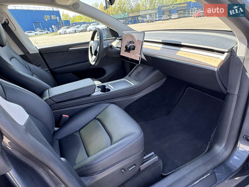 Внедорожник / Кроссовер Tesla Model Y 2023 в Киеве фото 41 Внедорожник / Кроссовер Tesla Model Y 2023 в Киеве
