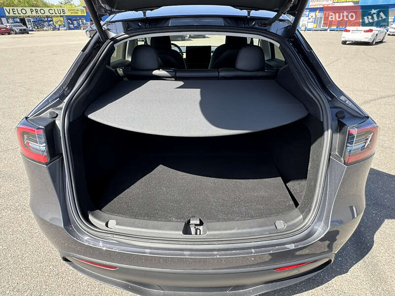 Внедорожник / Кроссовер Tesla Model Y 2023 в Киеве фото 48 Внедорожник / Кроссовер Tesla Model Y 2023 в Киеве