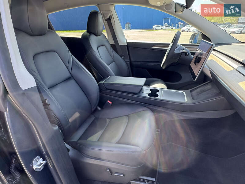 Внедорожник / Кроссовер Tesla Model Y 2023 в Киеве фото 42 Внедорожник / Кроссовер Tesla Model Y 2023 в Киеве