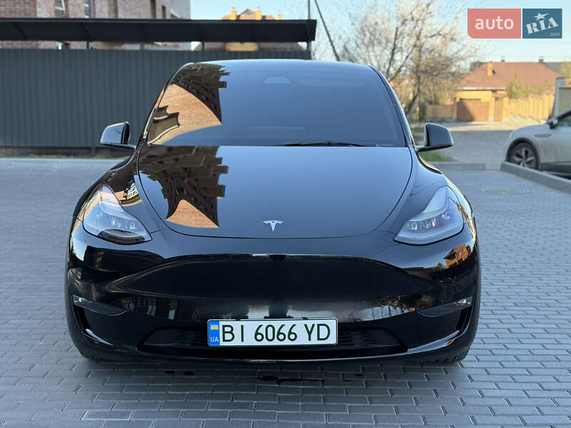 Внедорожник / Кроссовер Tesla Model Y 2021 в Полтаве