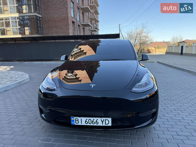 Внедорожник / Кроссовер Tesla Model Y 2021 в Полтаве