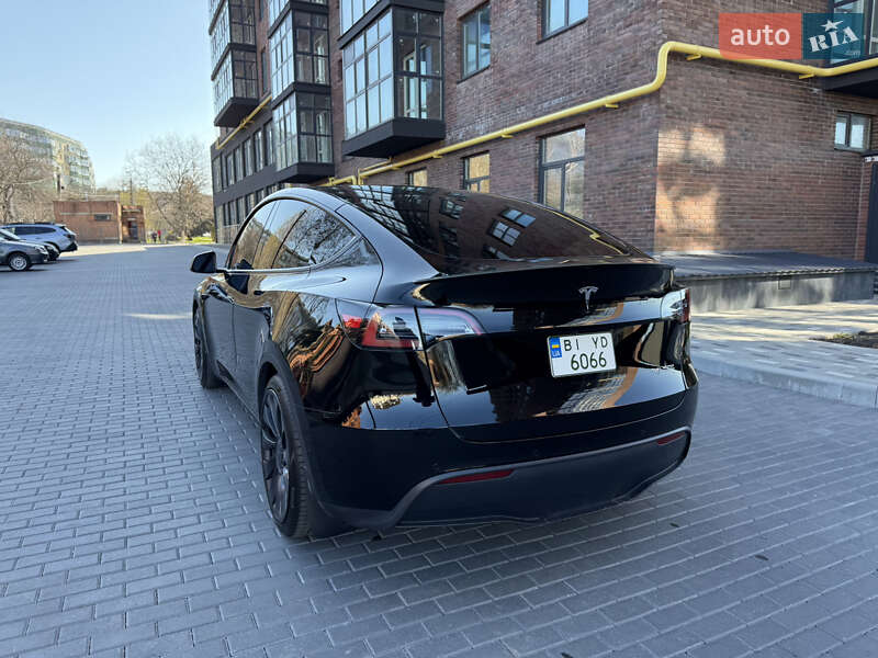 Внедорожник / Кроссовер Tesla Model Y 2021 в Полтаве