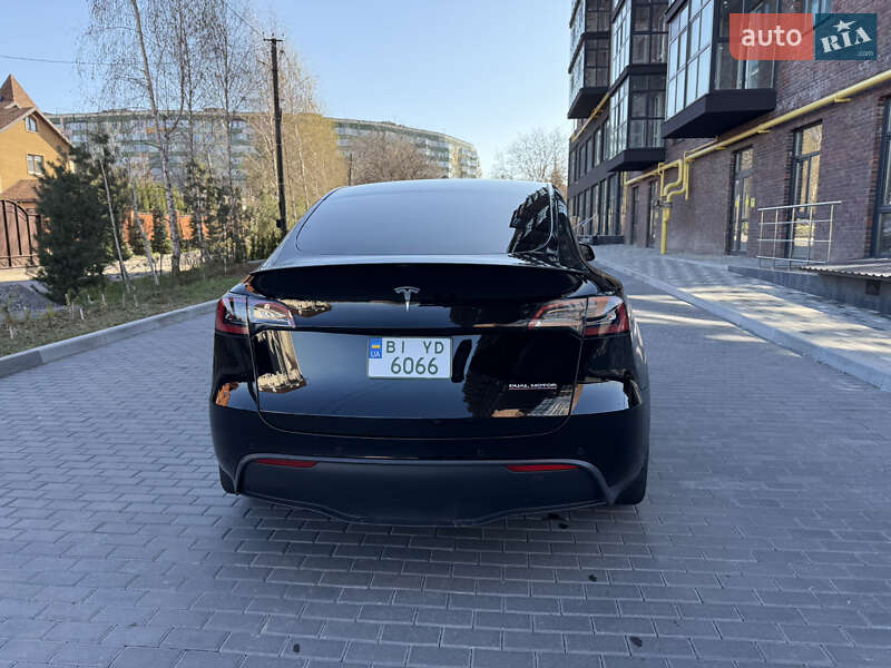 Внедорожник / Кроссовер Tesla Model Y 2021 в Полтаве