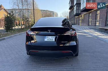 Внедорожник / Кроссовер Tesla Model Y 2021 в 