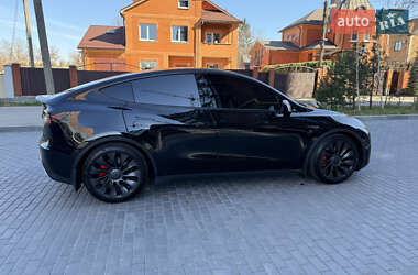 Внедорожник / Кроссовер Tesla Model Y 2021 в 