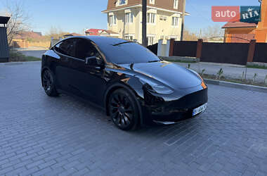 Внедорожник / Кроссовер Tesla Model Y 2021 в 