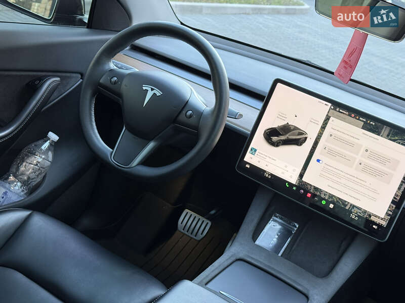 Внедорожник / Кроссовер Tesla Model Y 2021 в Полтаве