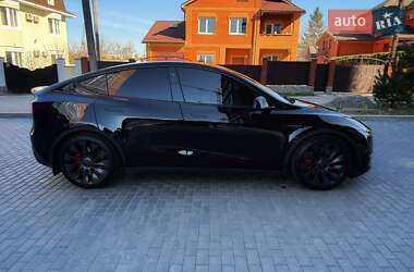 Внедорожник / Кроссовер Tesla Model Y 2021 в 