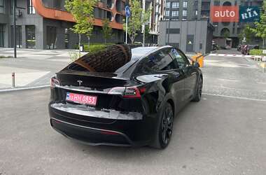 Позашляховик / Кросовер Tesla Model Y 2023 в 