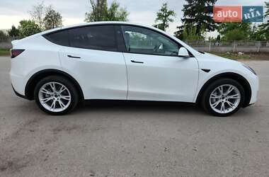 Внедорожник / Кроссовер Tesla Model Y 2023 в 