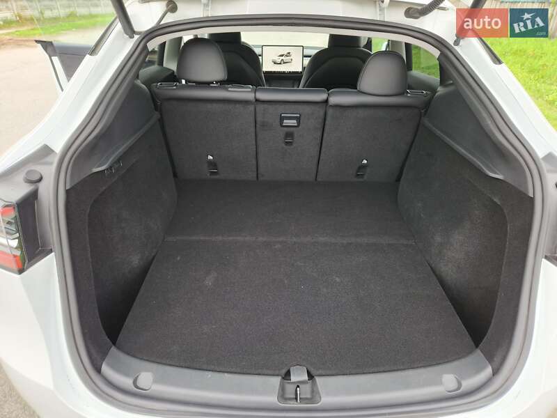 Внедорожник / Кроссовер Tesla Model Y 2023 в Сквире фото 13 Внедорожник / Кроссовер Tesla Model Y 2023 в Сквире