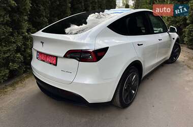 Внедорожник / Кроссовер Tesla Model Y 2022 в 