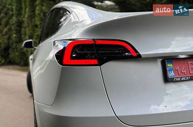 Внедорожник / Кроссовер Tesla Model Y 2022 в 