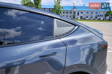 Внедорожник / Кроссовер Tesla Model Y 2024 в 